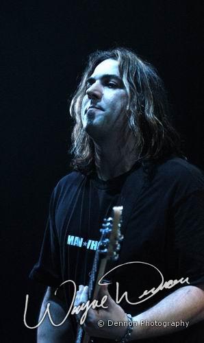 Tantric concert photo by Wayne Dennon
