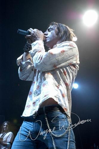 Tantric at McKenzie Hall Chattanooga, TN on January 27, 2004 &mdash; concert photo by Wayne Dennon