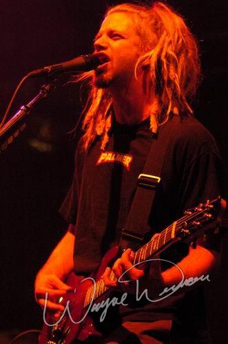 Tantric concert photo by Wayne Dennon