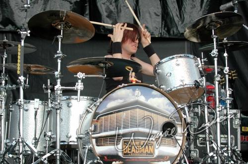 Theory Of A Dead Man at X-Fest Dayton, OH on September 18, 2005 &mdash; concert photo by Wayne Dennon
