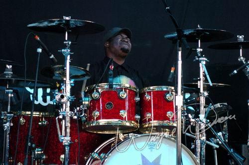 Thornley at Riverbend Music Center Cincinnati, OH on July 7, 2004 &mdash; concert photo by Wayne Dennon