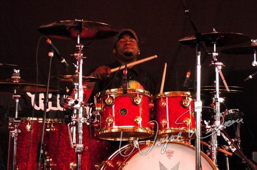 Thornley at Riverbend Music Center Cincinnati, OH on July 7, 2004 &mdash; concert photo by Wayne Dennon