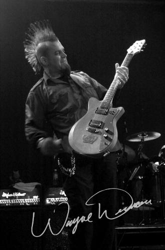Three Days Grace at Bogart's Cincinnati, OH on November 12, 2004 &mdash; concert photo by Wayne Dennon