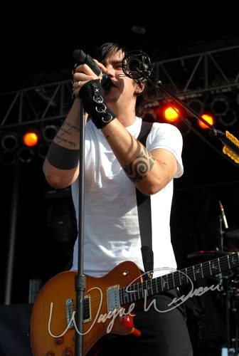 Three Days Grace at Montgomery Co. Fairgrounds Dayton, OH on September 17, 2006 &mdash; concert photo by Wayne Dennon