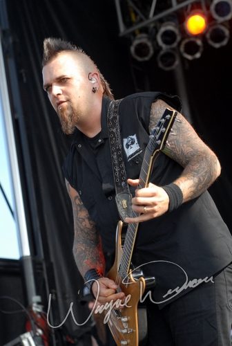 Three Days Grace at Montgomery Co. Fairgrounds Dayton, OH on September 17, 2006 &mdash; concert photo by Wayne Dennon