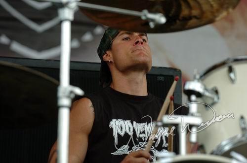 Throwdown at Ozzfest Columbus, OH on July 20, 2004 &mdash; concert photo by Wayne Dennon