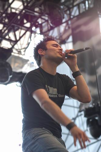 Trapt at Tower City Ampitheater Cleveland, OH on June 1, 2003 &mdash; concert photo by Wayne Dennon