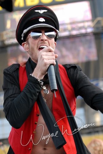 Velvet Revolver at Columbus Crew Stadium Columbus, OH on May 19, 2007 &mdash; concert photo by Wayne Dennon