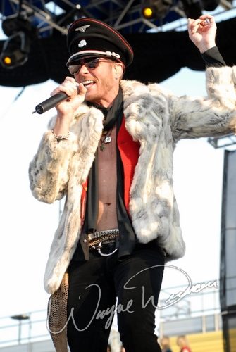 Velvet Revolver at Columbus Crew Stadium Columbus, OH on May 19, 2007 &mdash; concert photo by Wayne Dennon