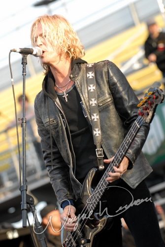 Velvet Revolver at Columbus Crew Stadium Columbus, OH on May 19, 2007 &mdash; concert photo by Wayne Dennon