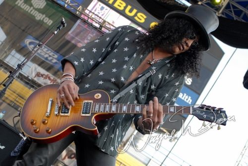 Velvet Revolver at Columbus Crew Stadium Columbus, OH on May 19, 2007 &mdash; concert photo by Wayne Dennon