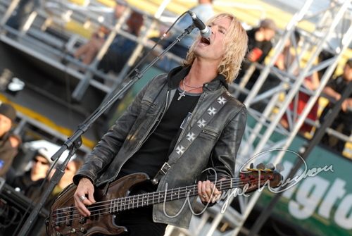 Velvet Revolver at Columbus Crew Stadium Columbus, OH on May 19, 2007 &mdash; concert photo by Wayne Dennon