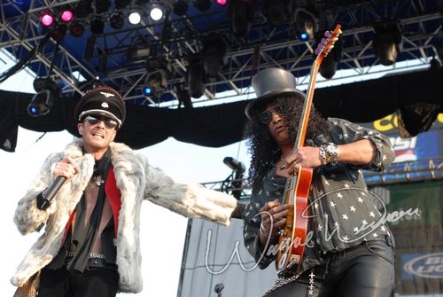 Velvet Revolver