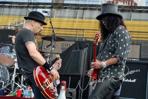 Velvet Revolver at Columbus Crew Stadium Columbus, OH on May 19, 2007 &mdash; concert photo by Wayne Dennon