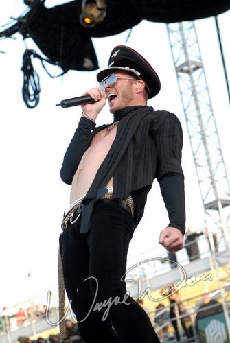 Velvet Revolver at Columbus Crew Stadium Columbus, OH on May 19, 2007 &mdash; concert photo by Wayne Dennon