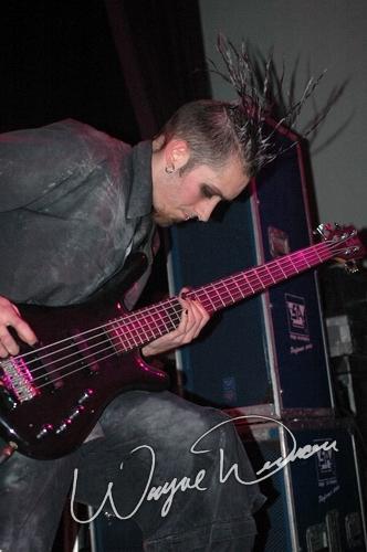 Ventana concert photo by Wayne Dennon