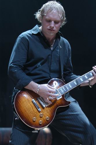 3 Doors Down at Freedom Hall Civic Center Johnson City, TN on October 29, 2003 &mdash; concert photo by Wayne Dennon