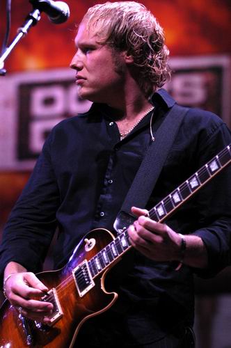 3 Doors Down concert photo by Wayne Dennon