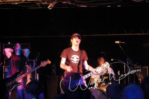 Zeke at Annie's Cincinnati, OH on April 7, 2004 &mdash; concert photo by Wayne Dennon