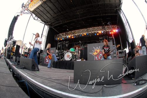 Black Stone Cherry at Montgomery Co. Fairgrounds Dayton, OH on September 17, 2006 &mdash; concert photo by Wayne Dennon