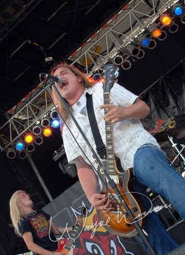 Black Stone Cherry at Montgomery Co. Fairgrounds Dayton, OH on September 17, 2006 &mdash; concert photo by Wayne Dennon