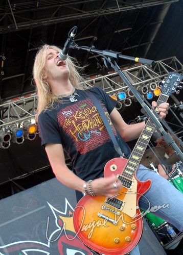Black Stone Cherry at Montgomery Co. Fairgrounds Dayton, OH on September 17, 2006 &mdash; concert photo by Wayne Dennon