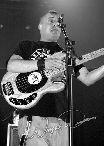 Bobaflex at Lifestyle Communities Pavilion Columbus, OH on December 7, 2005 &mdash; concert photo by Wayne Dennon
