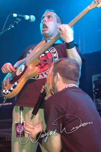 Bobaflex at Lifestyle Communities Pavilion Columbus, OH on December 7, 2005 &mdash; concert photo by Wayne Dennon