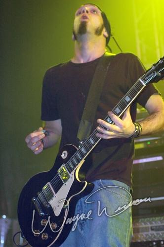 Bobaflex at Lifestyle Communities Pavilion Columbus, OH on December 7, 2005 &mdash; concert photo by Wayne Dennon