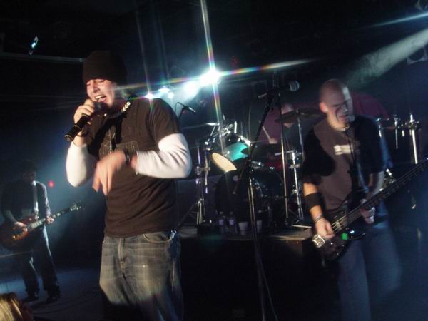 Breckinridge at Coyote's Louisville, KY on November 30, -0001 &mdash; concert photo by Wayne Dennon