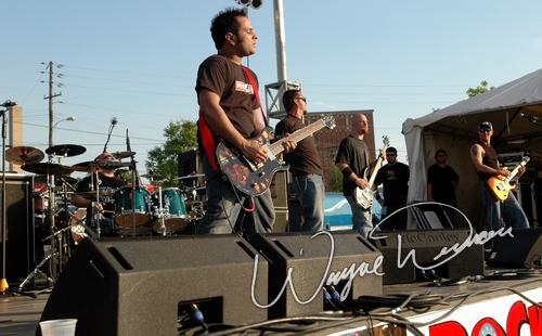 Breckinridge at Jillian's Louisville, KY on May 6, 2005 &mdash; concert photo by Wayne Dennon