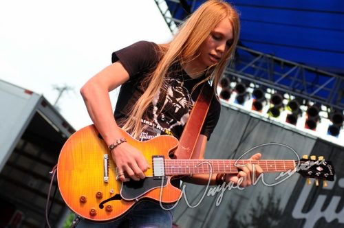 Nick Sterling at Gibson Custom Shop Nashville, TN on June 20, 2008 &mdash; concert photo by Wayne Dennon