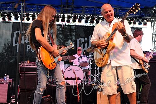 Nick Sterling at Gibson Custom Shop Nashville, TN on June 20, 2008 &mdash; concert photo by Wayne Dennon