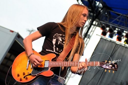 Nick Sterling at Gibson Custom Shop Nashville, TN on June 20, 2008 &mdash; concert photo by Wayne Dennon