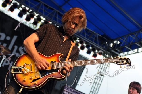 Nick Sterling at Gibson Custom Shop Nashville, TN on June 20, 2008 &mdash; concert photo by Wayne Dennon