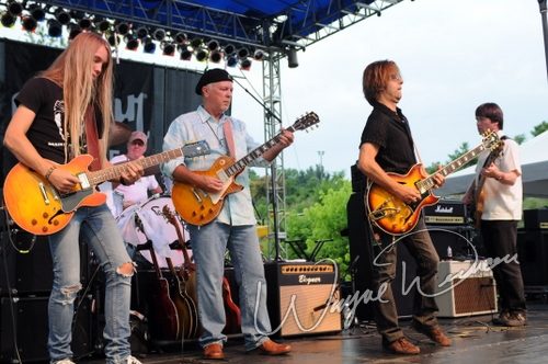 Nick Sterling at Gibson Custom Shop Nashville, TN on June 20, 2008 &mdash; concert photo by Wayne Dennon
