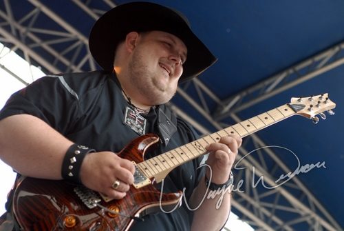Johnny Hiland concert photo by Wayne Dennon