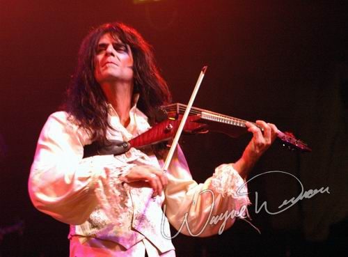 Van Helsing's Curse concert photo by Wayne Dennon
