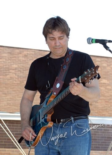 Paul Reed Smith at Dallas Market Hall Dallas, TX on April 22, 2006 &mdash; concert photo by Wayne Dennon