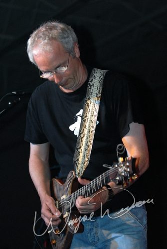 Paul Reed Smith at Dallas Market Hall Dallas, TX on April 22, 2006 &mdash; concert photo by Wayne Dennon