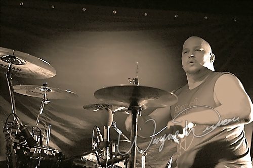 Nonpoint at Jillian's Louisville, KY on March 19, 2006 &mdash; concert photo by Wayne Dennon
