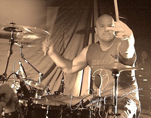 Nonpoint at Jillian's Louisville, KY on March 19, 2006 &mdash; concert photo by Wayne Dennon