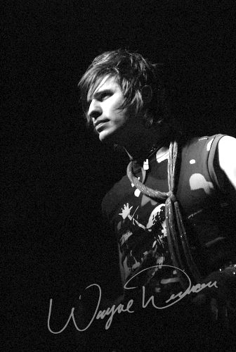 Hinder at Jillian's Louisville, KY on February 18, 2006 &mdash; concert photo by Wayne Dennon
