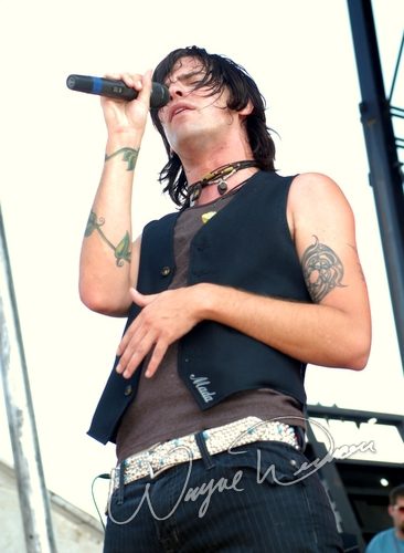 Hinder at Montgomery Co. Fairgrounds Dayton, OH on September 17, 2006 &mdash; concert photo by Wayne Dennon
