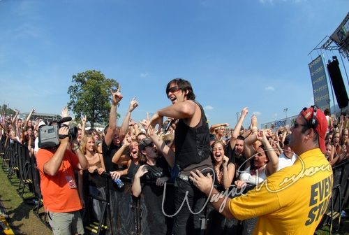 Hinder at Montgomery Co. Fairgrounds Dayton, OH on September 17, 2006 &mdash; concert photo by Wayne Dennon