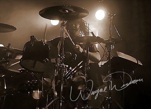 Hinder at Louisville Gardens Louisville, KY on December 8, 2006 &mdash; concert photo by Wayne Dennon