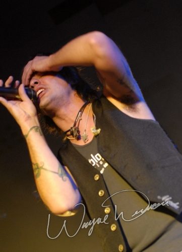Hinder at Louisville Gardens Louisville, KY on December 8, 2006 &mdash; concert photo by Wayne Dennon