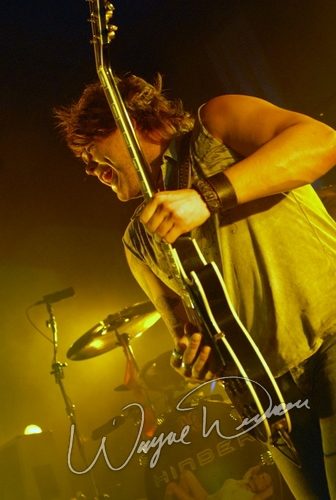 Hinder at Louisville Gardens Louisville, KY on December 8, 2006 &mdash; concert photo by Wayne Dennon