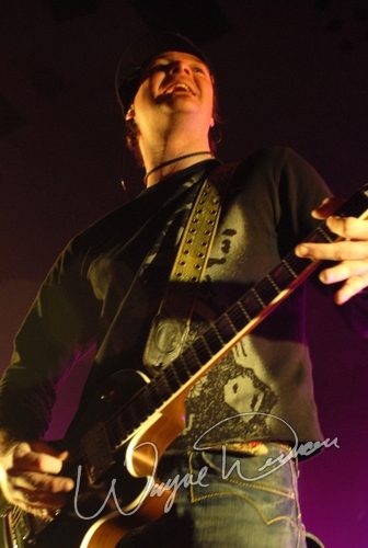 Hinder at Louisville Gardens Louisville, KY on December 8, 2006 &mdash; concert photo by Wayne Dennon