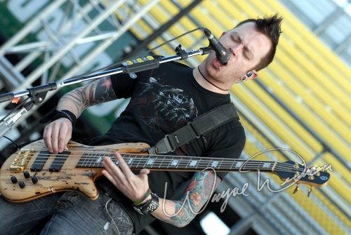 Hinder